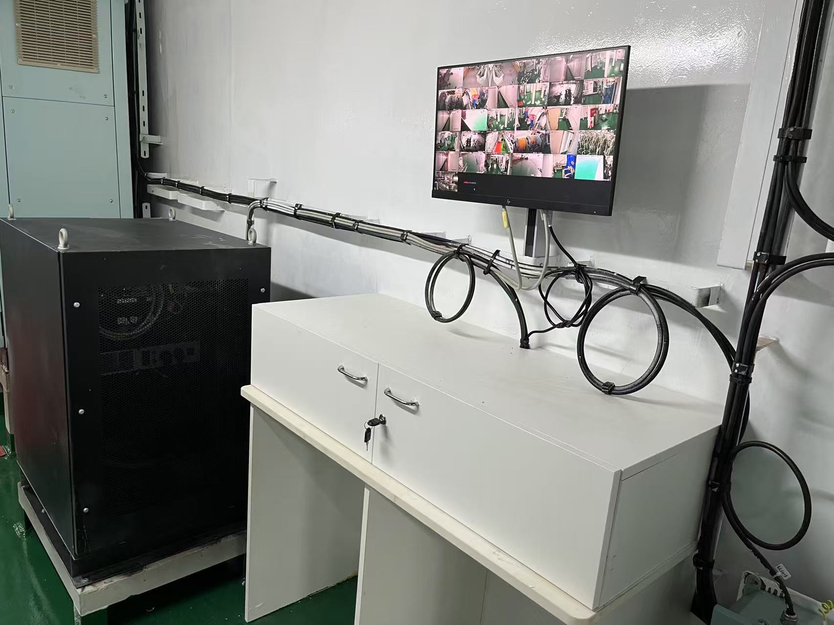 Whole-ship CCTV monitoring workstation